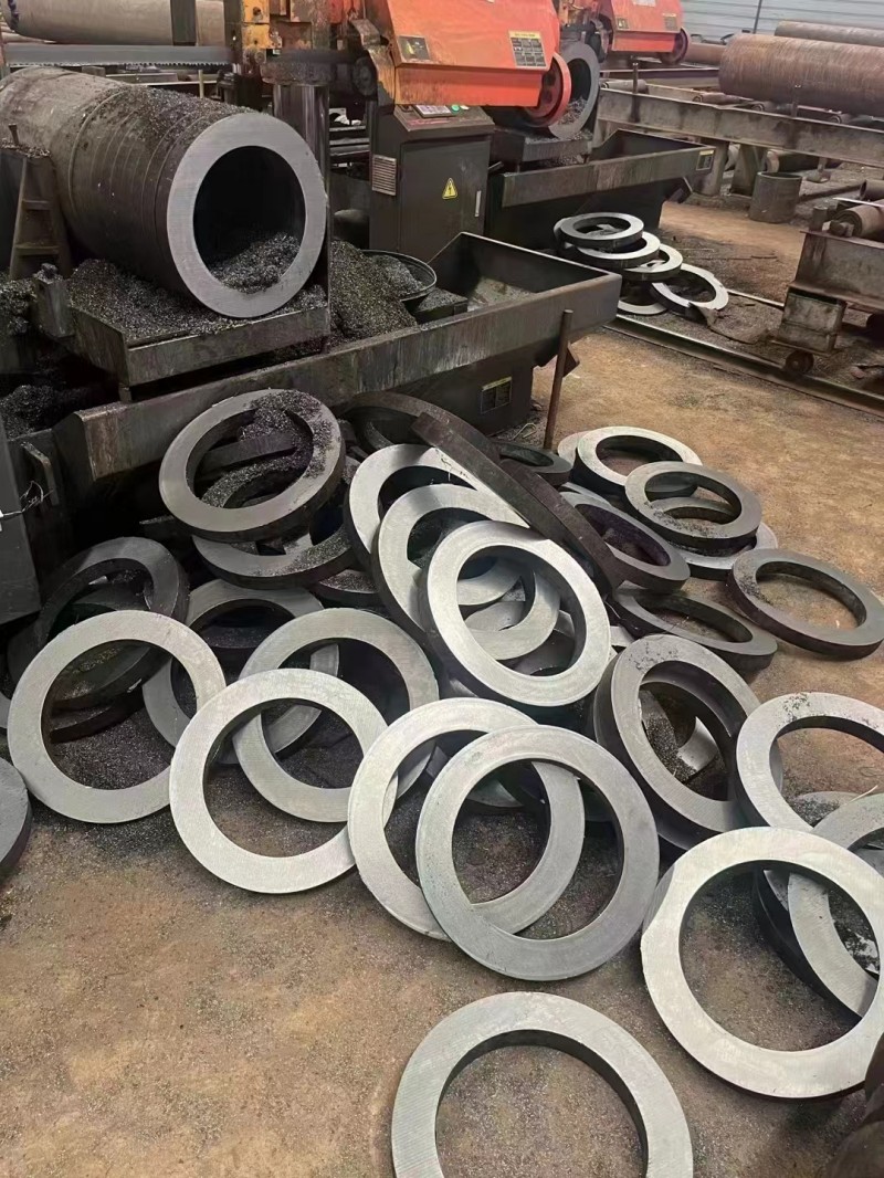 利通利通利通20G无缝钢管切割